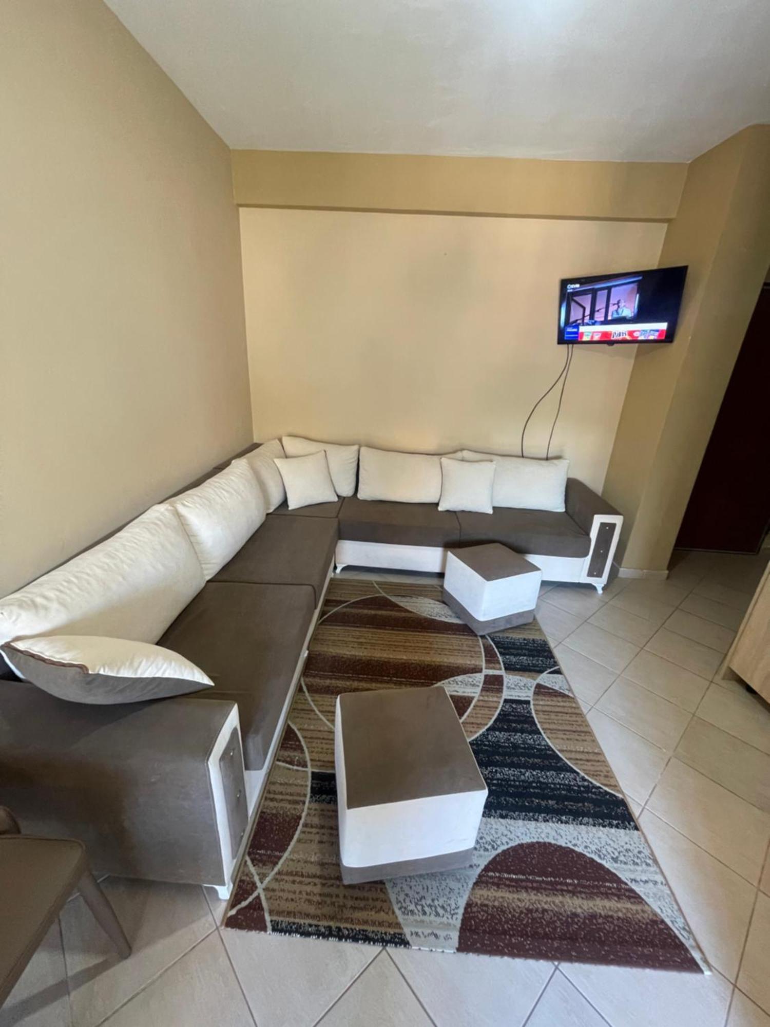 Apartament Shkembi I Kavajes Durres Exterior photo